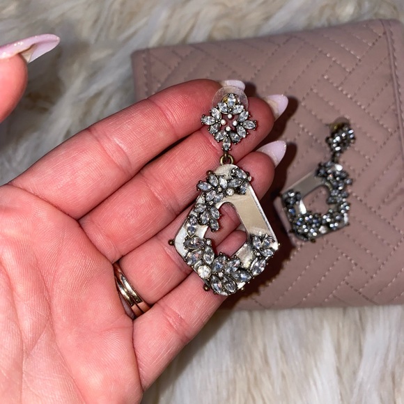 BaubleBar statement earrings - Picture 1 of 2